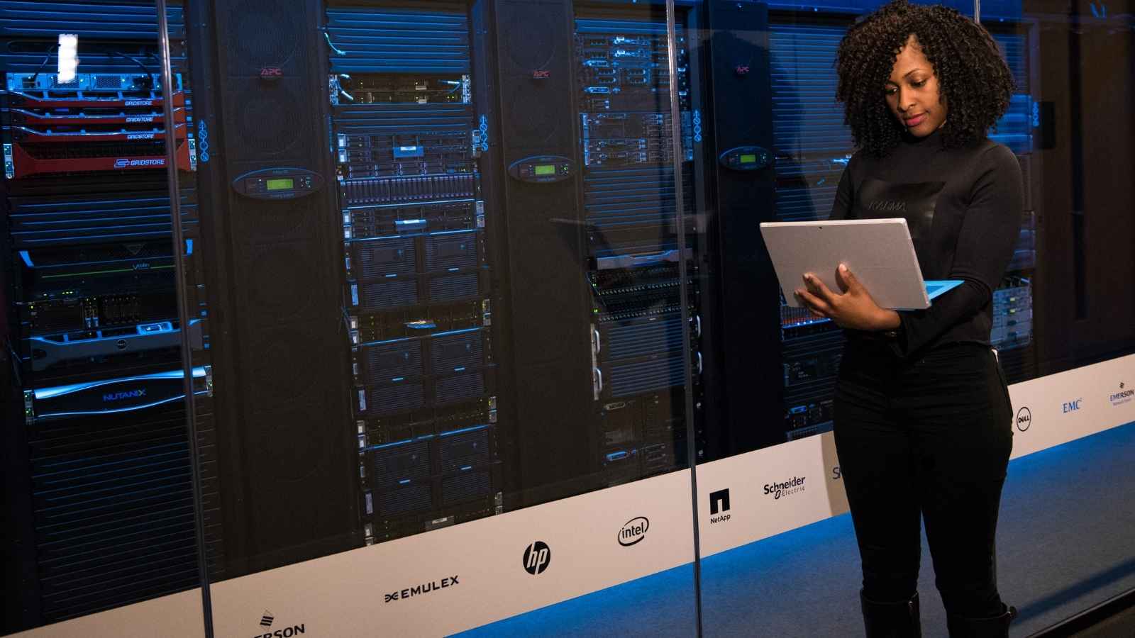 VP Engineering Playbook: Choosing a Modern Data Engineering Consulting Partner (2026)